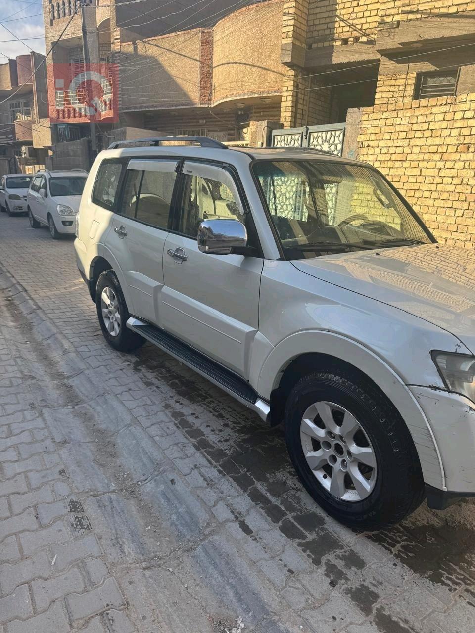 ميتسوبيشي باجيرو